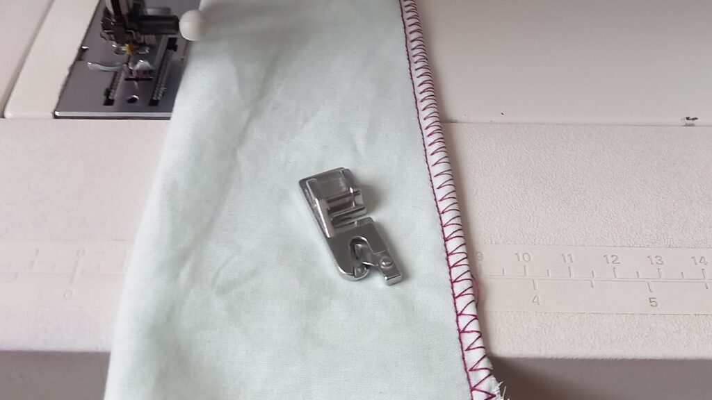 overlok makinan yoksa